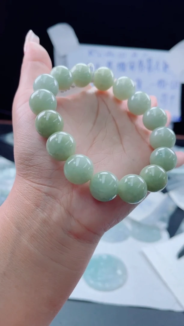 未镶嵌定制翡翠珠串