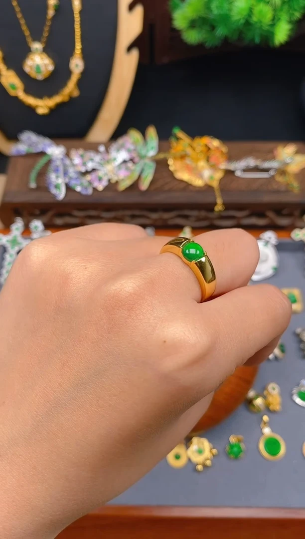 【闪购商品】翡翠戒指银S925镶嵌蛋面戒指