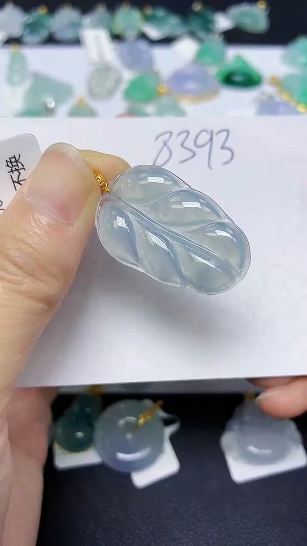 翡翠18K金镶嵌颈饰天然缅甸翡翠A货