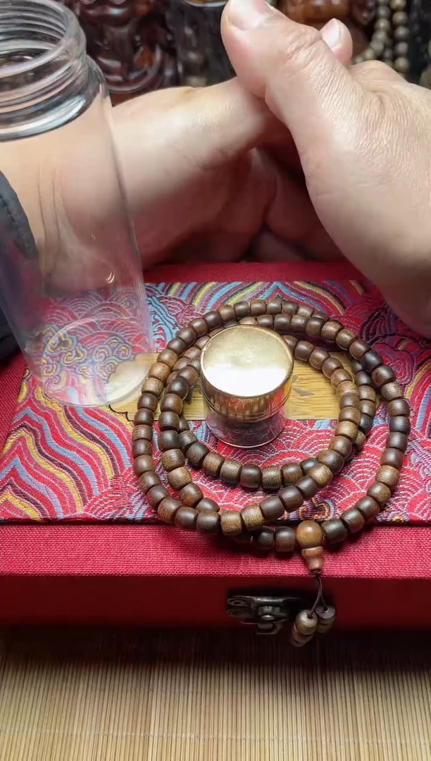 【闪购商品】沉香手串海南绿棋沉水B0725875