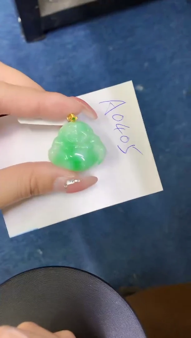 【闪购商品】翡翠颈饰18K金镶嵌0000000000000