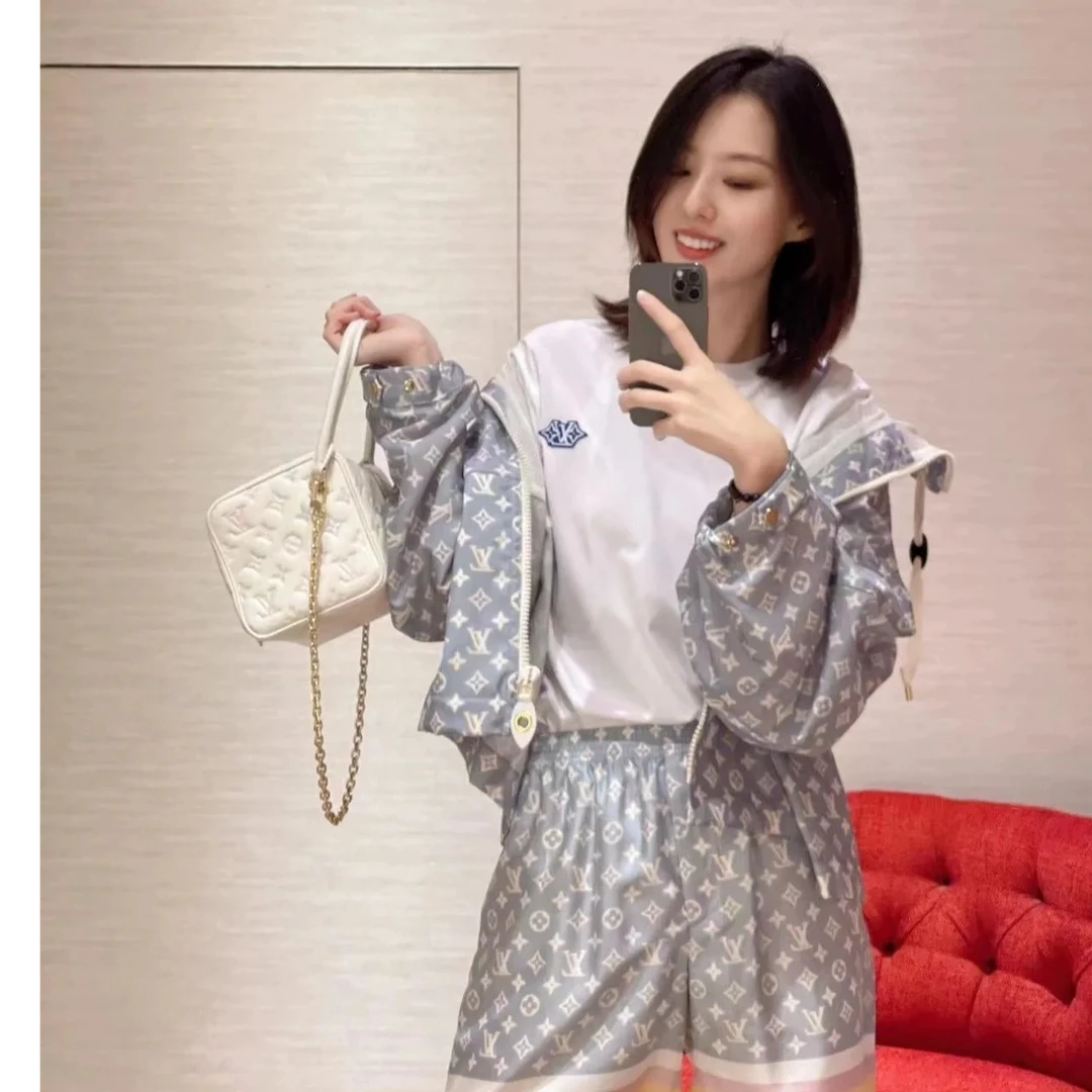 99新 LouisVuitton/路易威登 LV条纹松紧直筒休闲短裤34 14837312