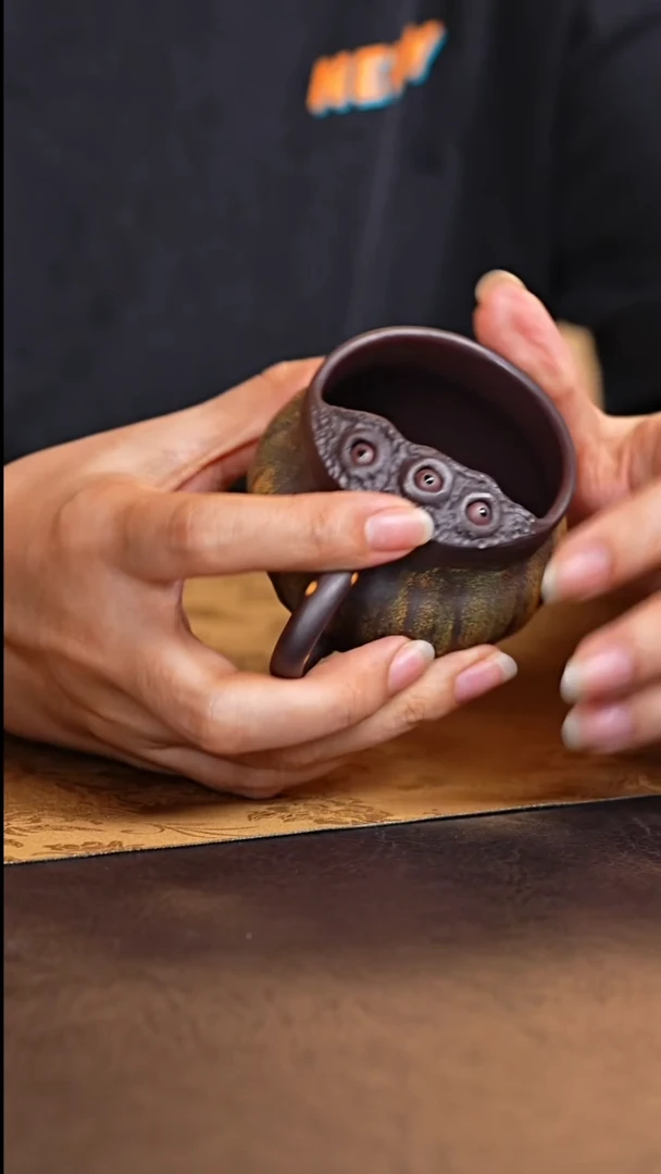 茶杯紫砂宜兴原矿紫砂莲子手把杯