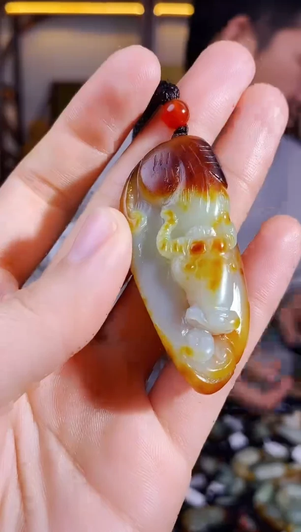 【闪购商品】和田玉颈饰未镶嵌1