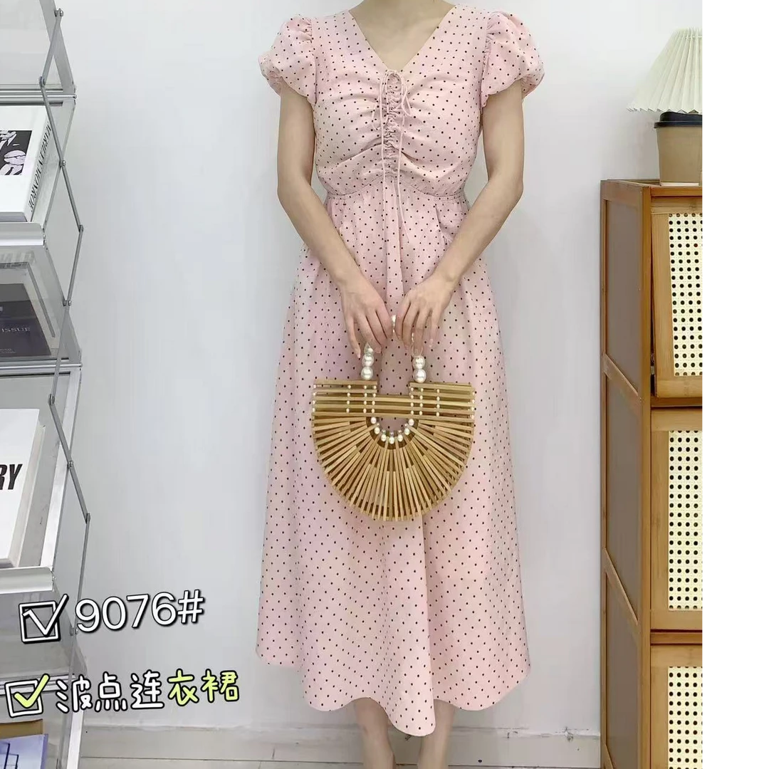 夏季新款V领连衣裙女小众收腰泡泡袖甜美中长裙#9076