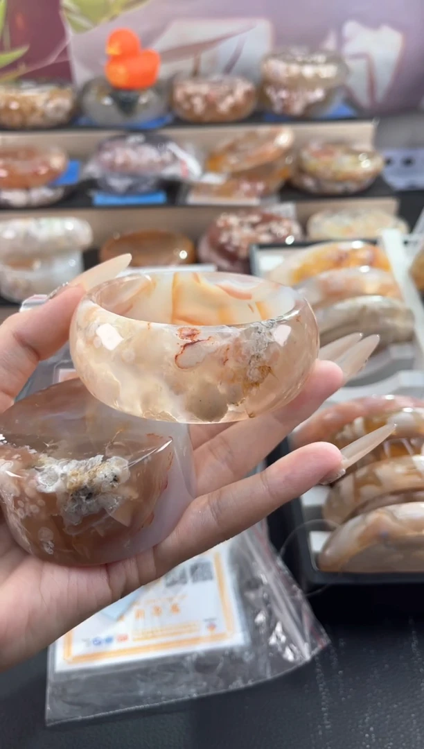 未镶嵌手镯石英质玉61