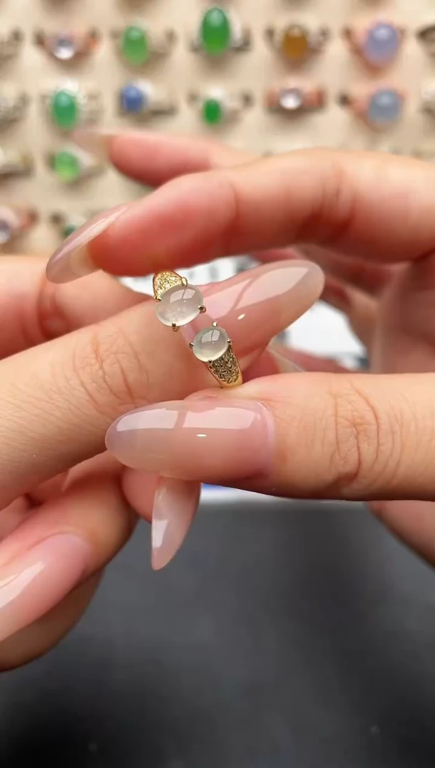 银S925镶嵌戒指翡翠一物一证一礼盒