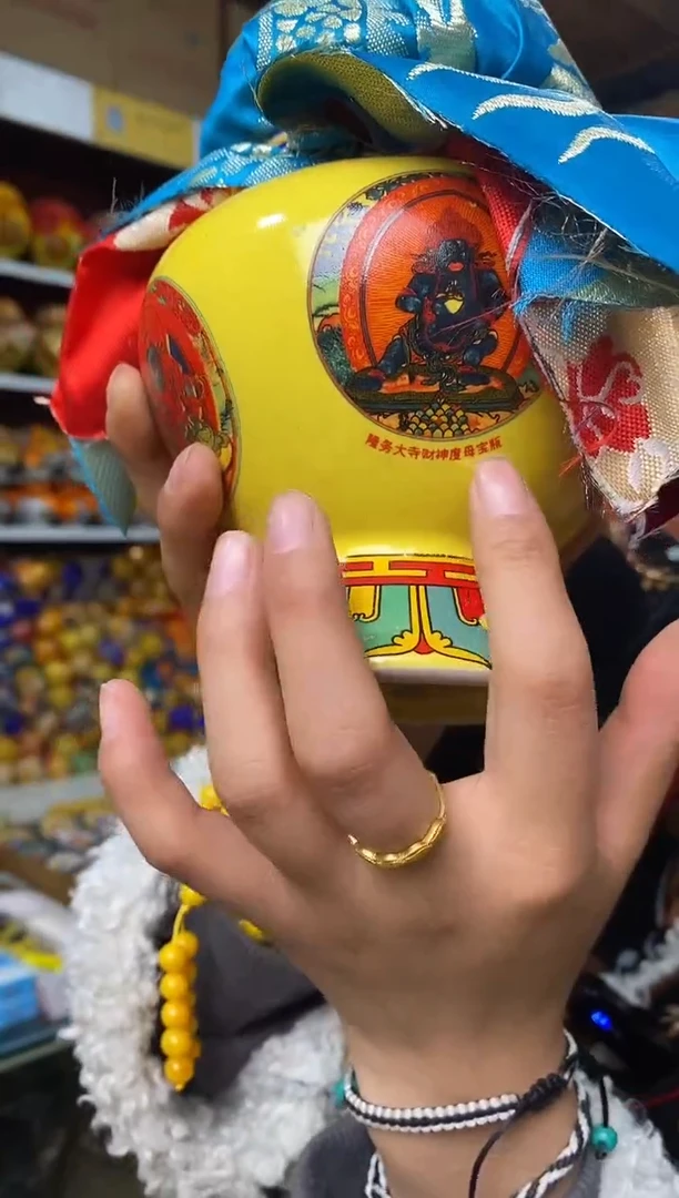 【闪购商品】泥塑隆务大五路宝瓶-