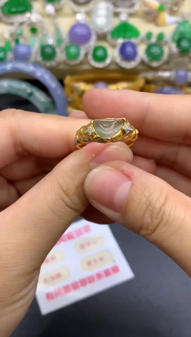 18K金镶嵌戒指翡翠329-中国好珍宝
