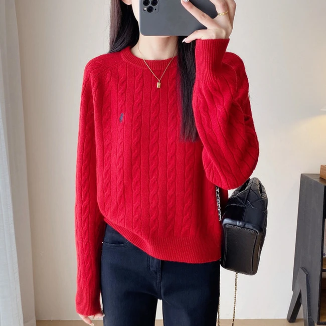 本年红色秋冬毛衣女宽松显瘦百搭小马刺绣长袖针织打底衫圆领上衣