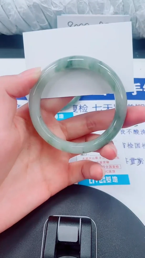 未镶嵌手镯石英质玉61-55/56