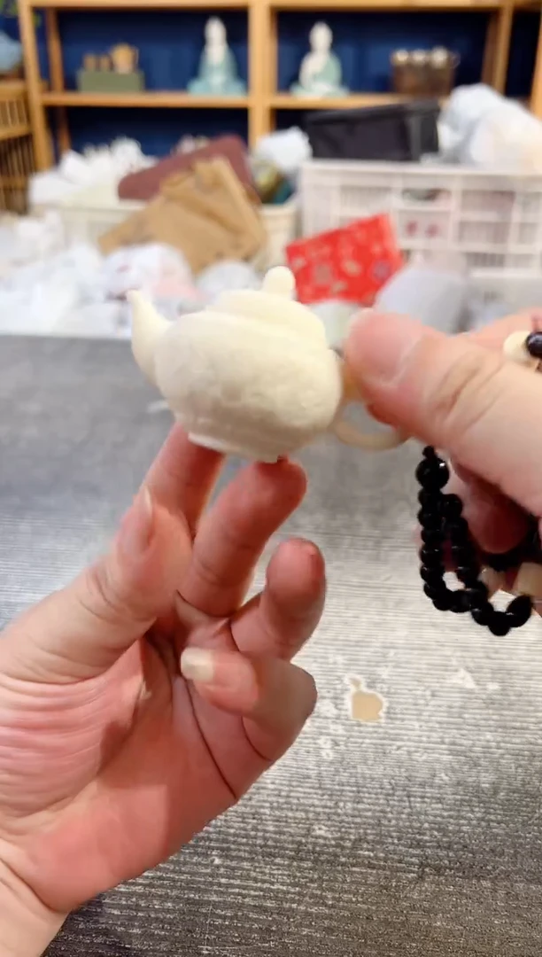 其他象牙白南瓜西施壶手链挂件