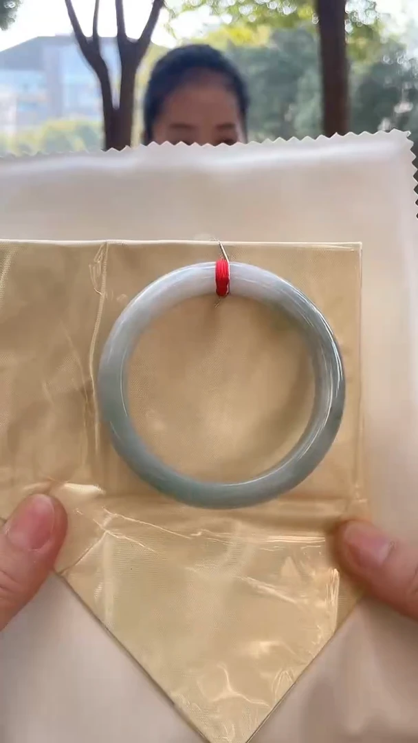 未镶嵌手镯翡翠55，下37