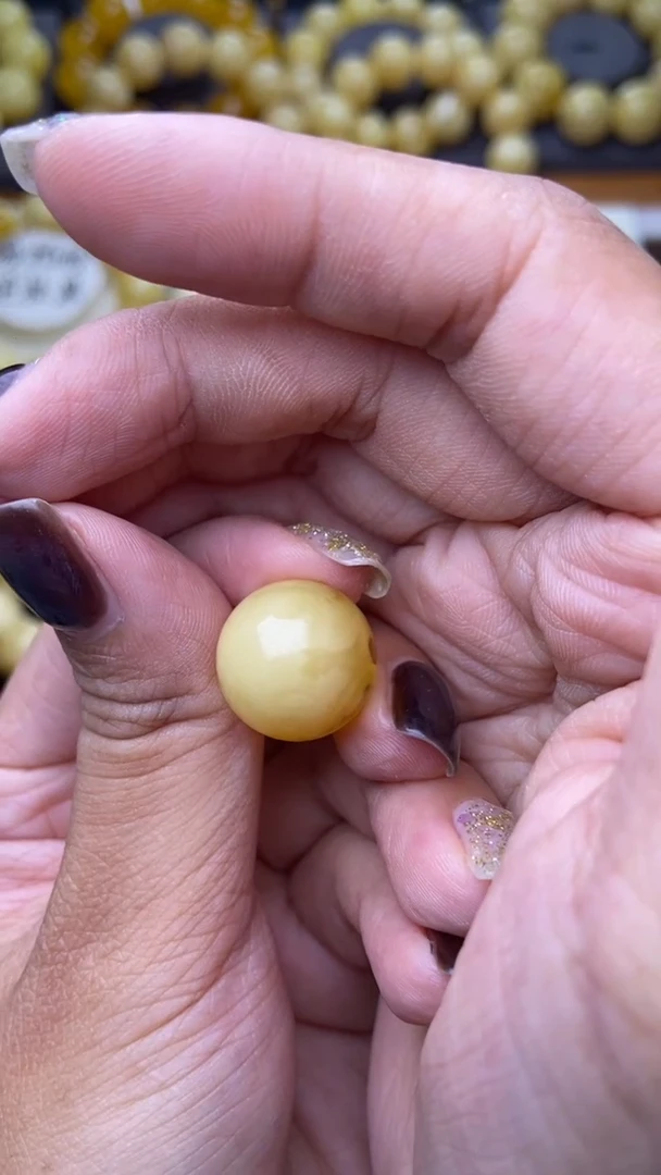 裸石琥珀未镶嵌大小姐珠宝10 卡16MM