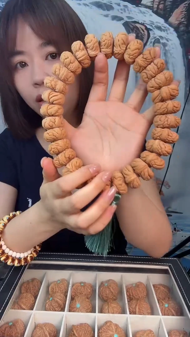 桃核吊坠太阳花手持
