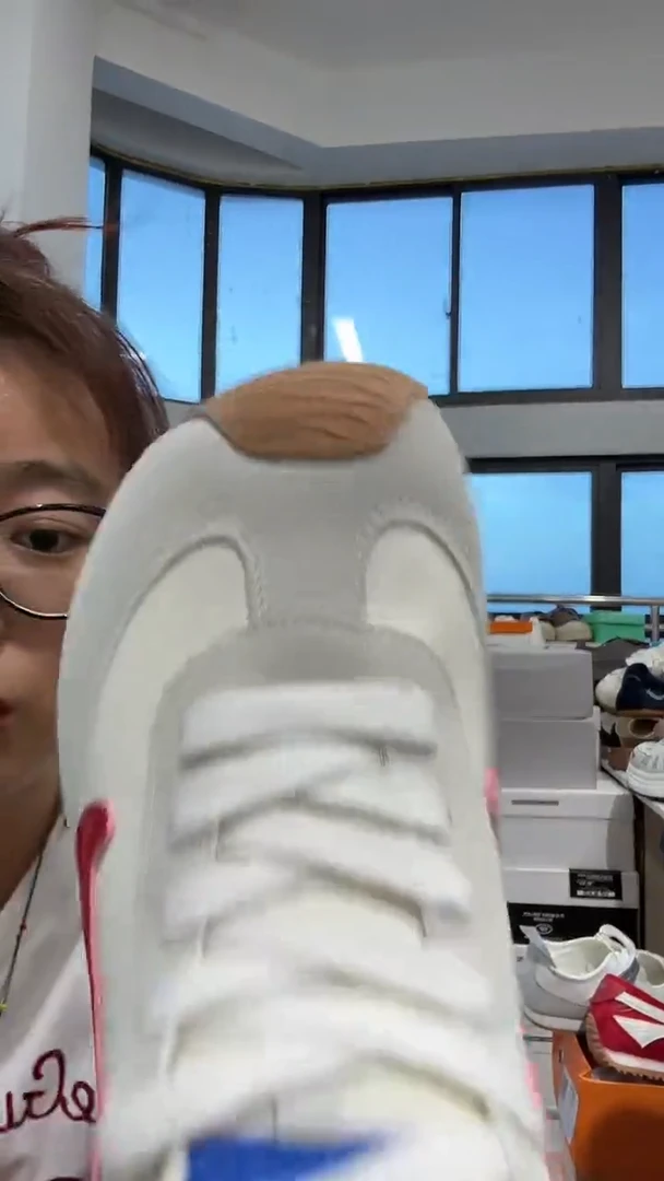 余****福红标灰面德训38