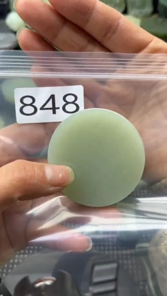 未镶嵌和田玉珠宝半成品镯芯