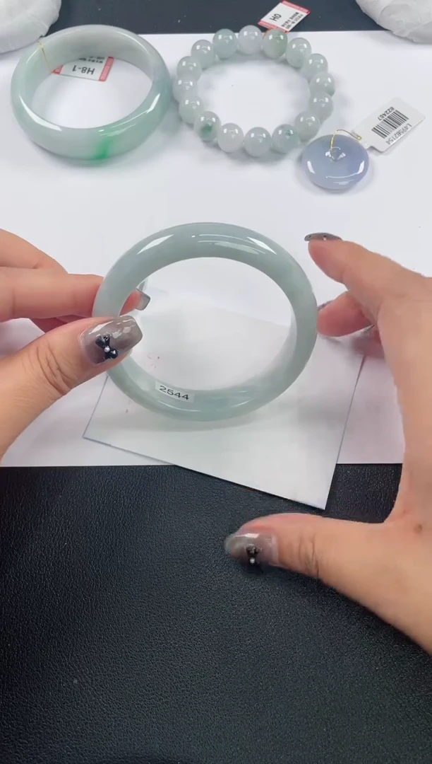 未镶嵌手镯翡翠基地发货H8999  57+