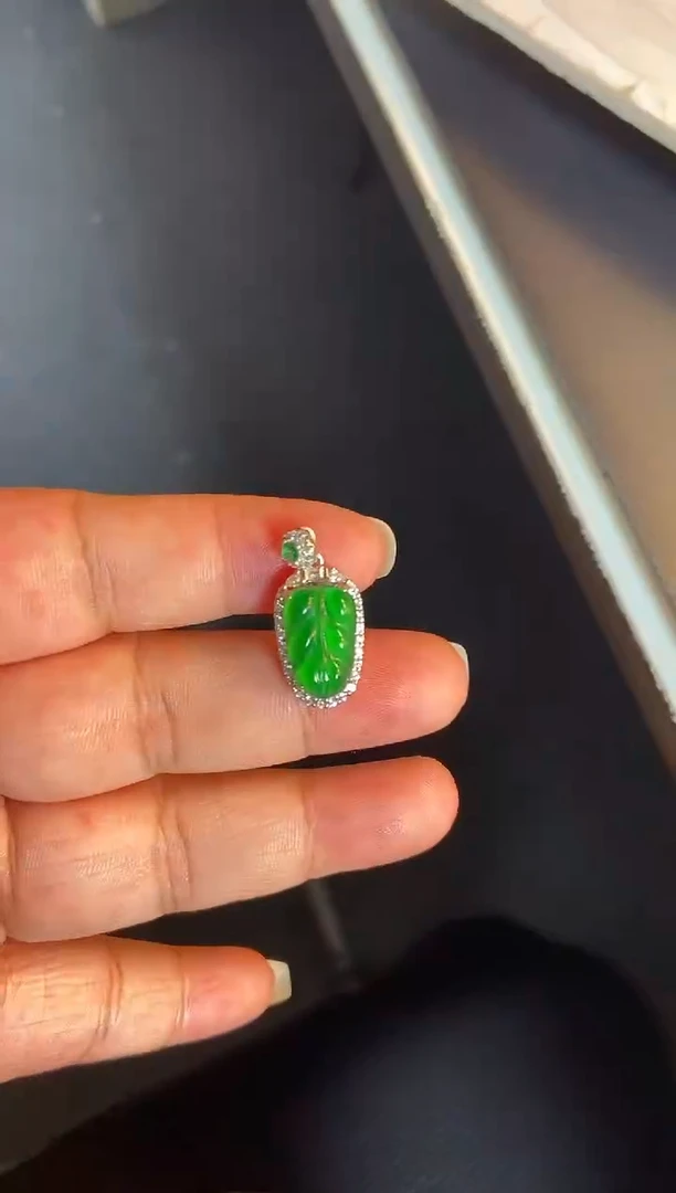 吊坠(不含链)银S925镶嵌翡翠1