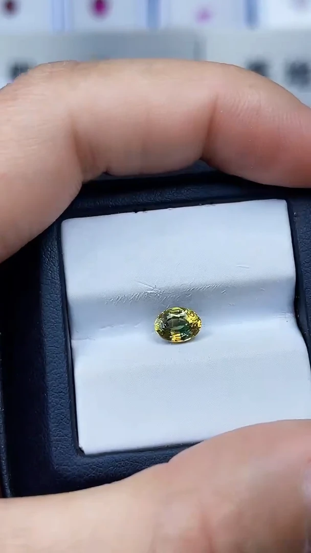 蓝宝石裸石未镶嵌1.24ct