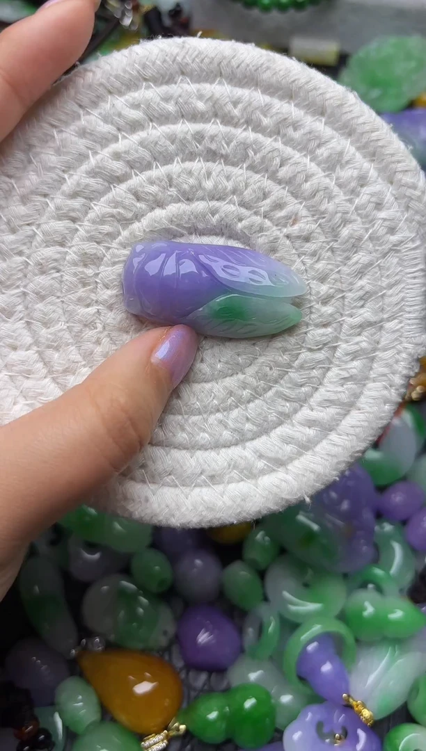 颈饰未镶嵌翡翠缅甸翡翠吊坠