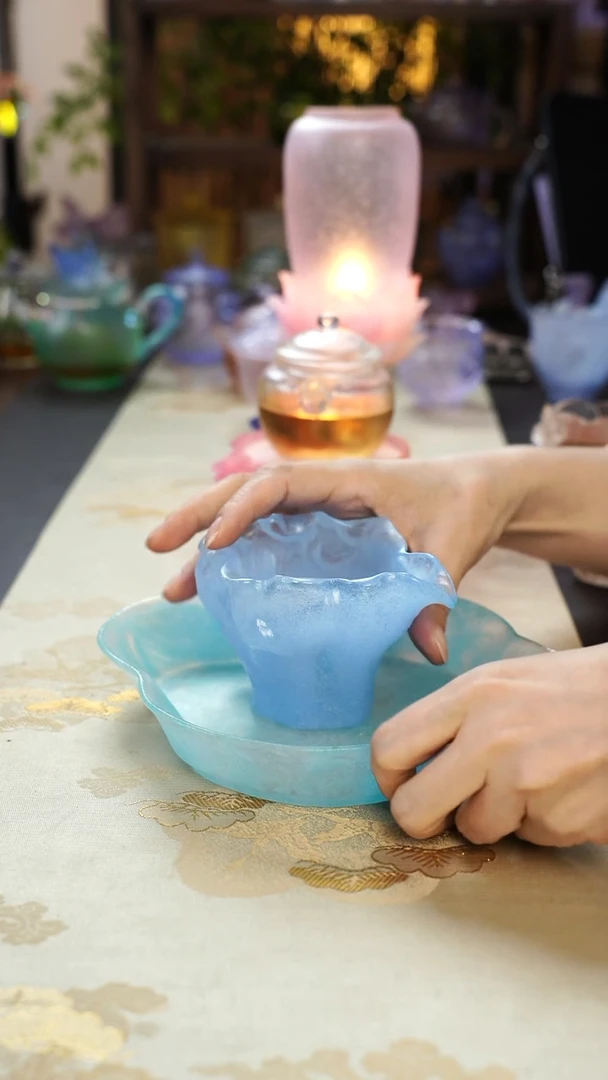 琉璃闪购染花落壶承+莲叶公道