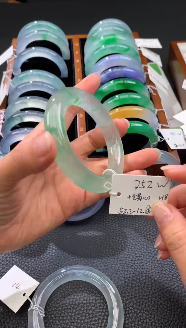 未镶嵌手镯翡翠缅甸翡翠A货（封包价格）