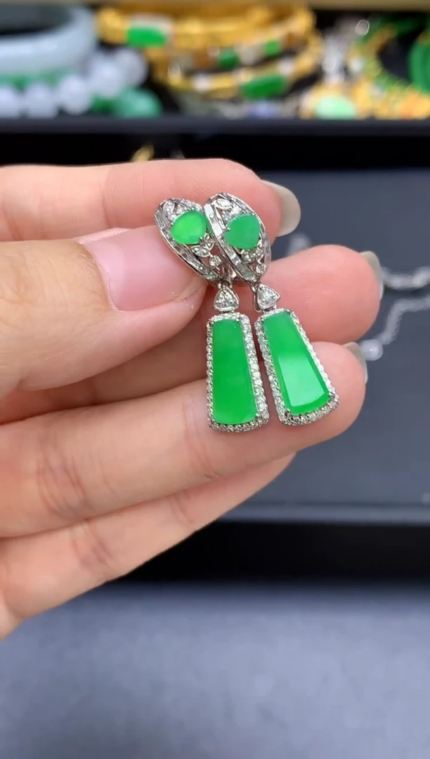 18K金镶嵌翡翠耳饰633-中国好珍宝