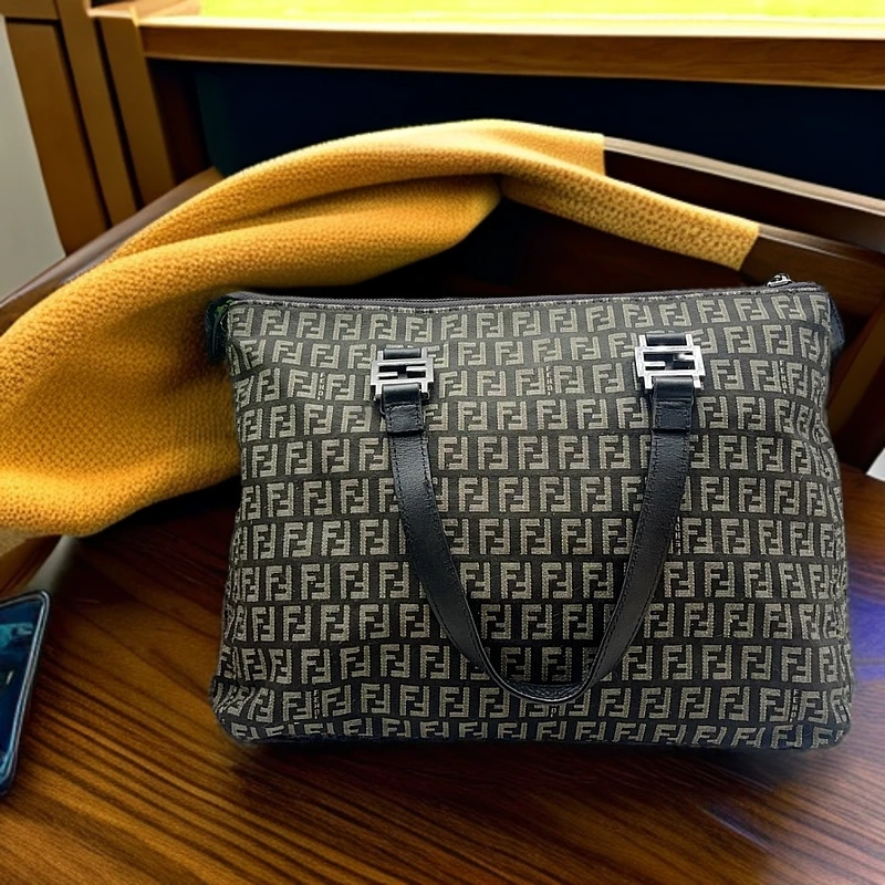 95新 FENDI/芬迪 老花托特  1177 1457