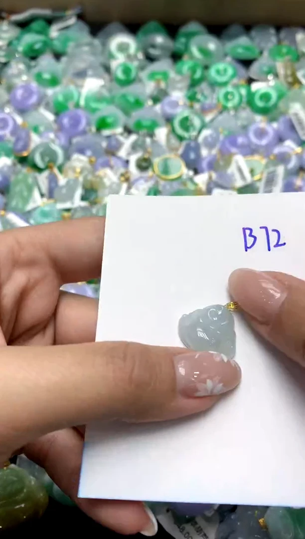 【闪购商品】翡翠颈饰18K金镶嵌111111111111111111