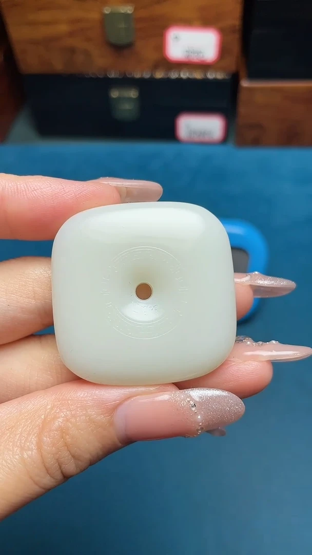 和田玉未镶嵌挂件用****0和田玉