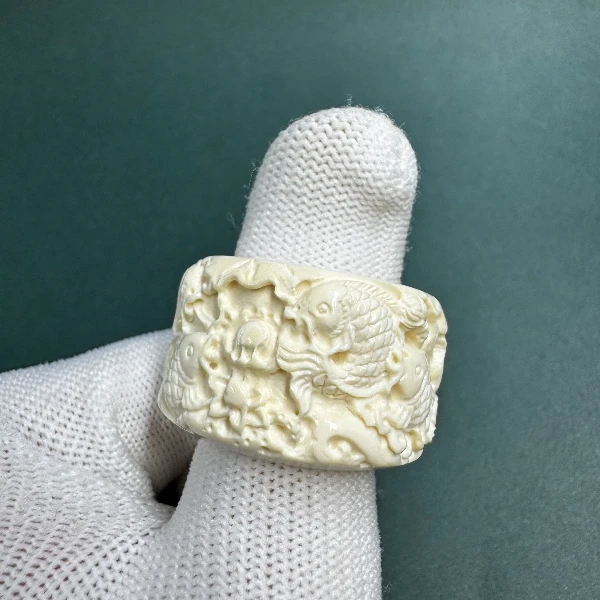 D1553天然猛犸牙雕刻扳指 支持鉴定 假一罚四