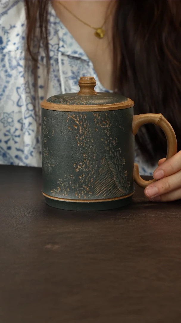 茶杯紫砂吴春艳老段泥粉绿泥倾松盖杯480cc