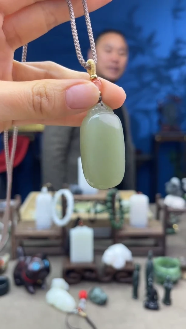 【闪购商品】和田玉颈饰未镶嵌1