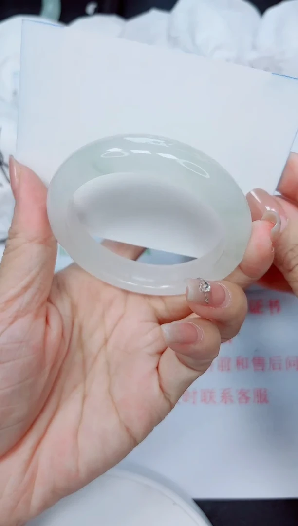 石英质玉手镯未镶嵌177-52.6