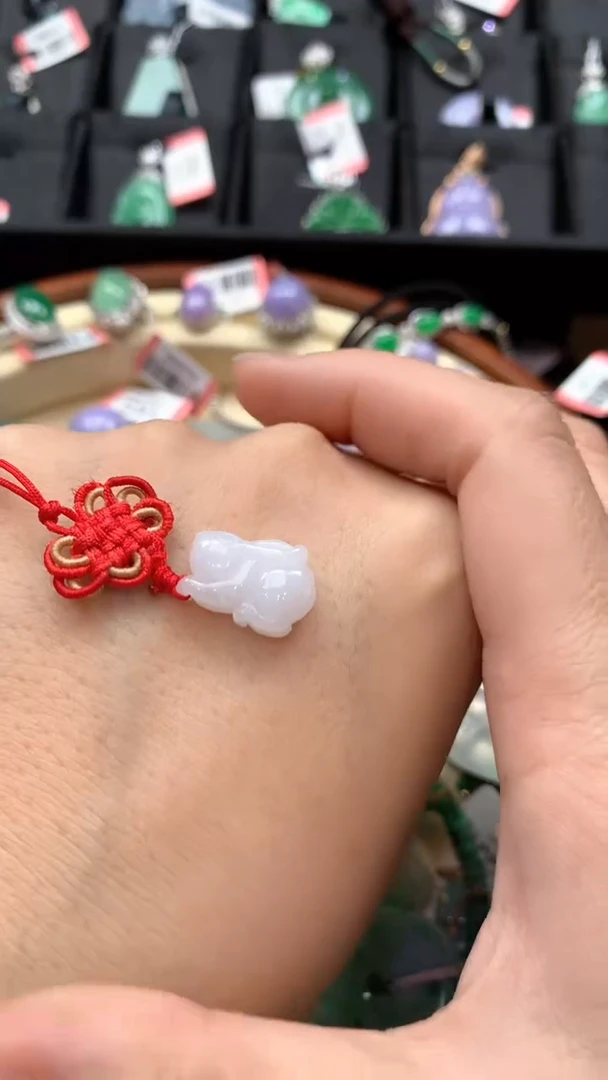 【闪购商品】翡翠吊坠(不含链)未镶嵌天然A货翡翠小兔没运费险