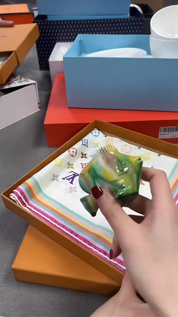 瓷片新号开播 全场放漏