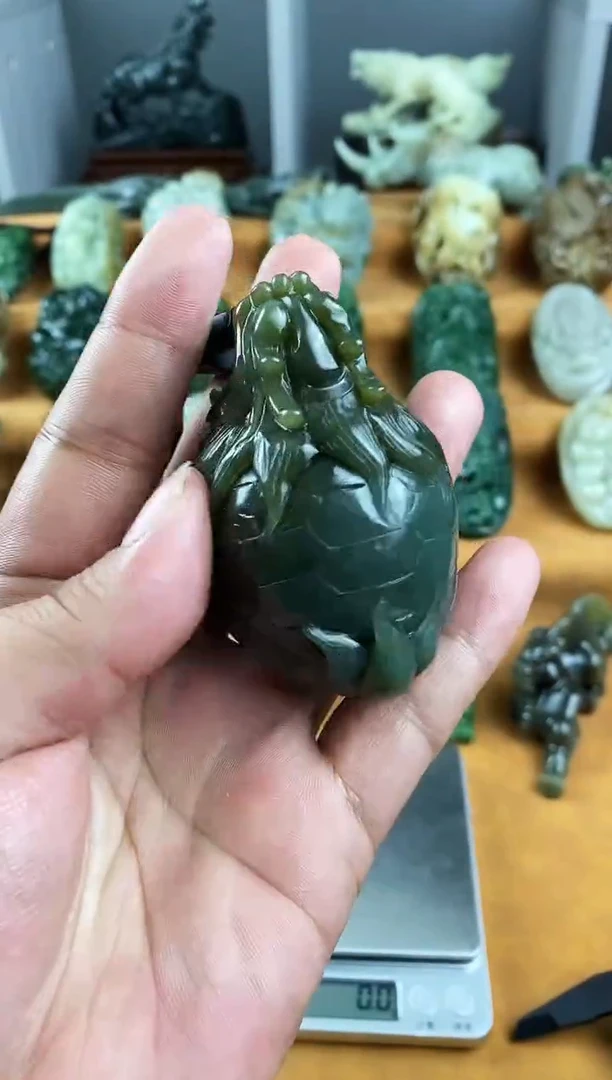 未镶嵌和田玉把件1