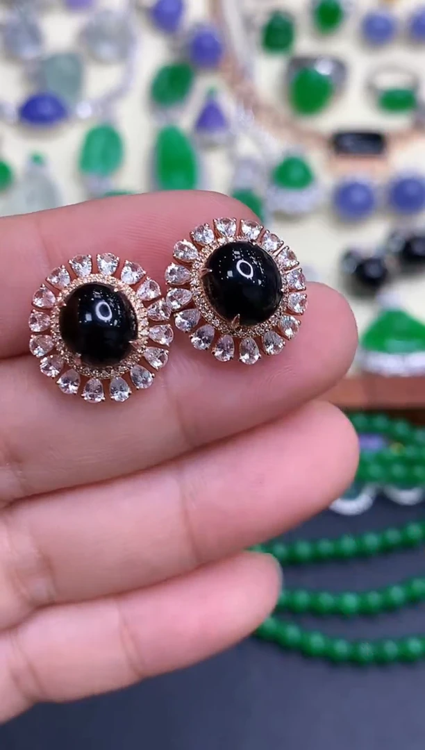 颈饰18K金镶嵌翡翠441-中国好珍宝