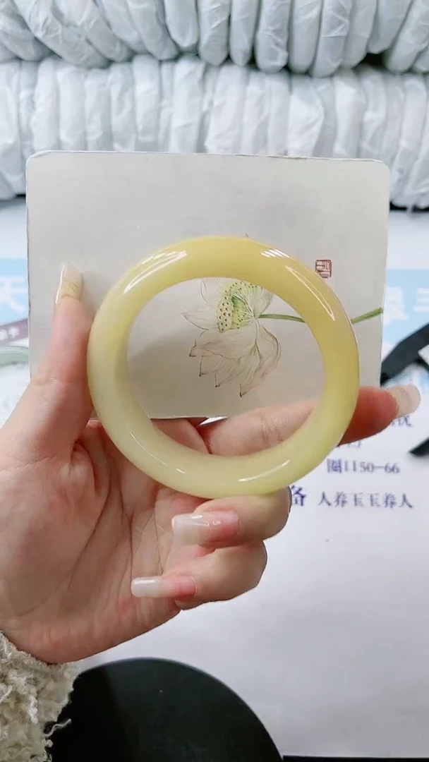 【闪购商品】石英质玉手镯未镶嵌多样性发货S263