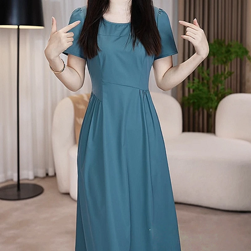 2025夏季新款气质收腰显瘦连衣裙中长款大码洋气减龄妈妈装a字裙