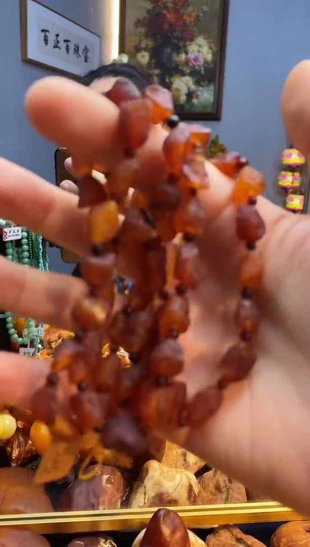 未镶嵌颈饰琥珀项链