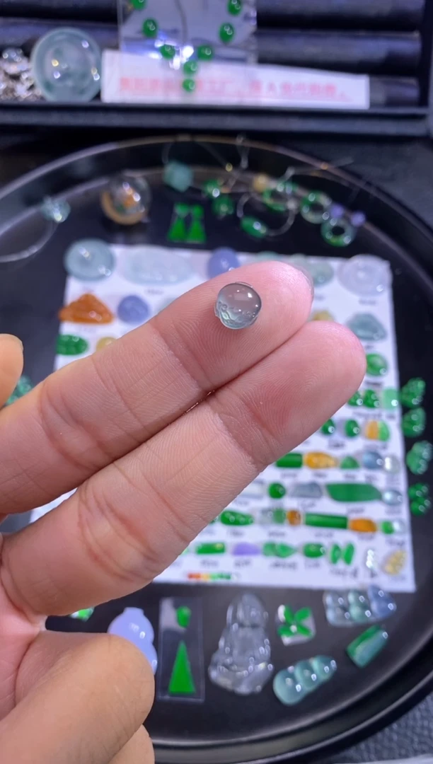 未镶嵌挂件翡翠金蟾