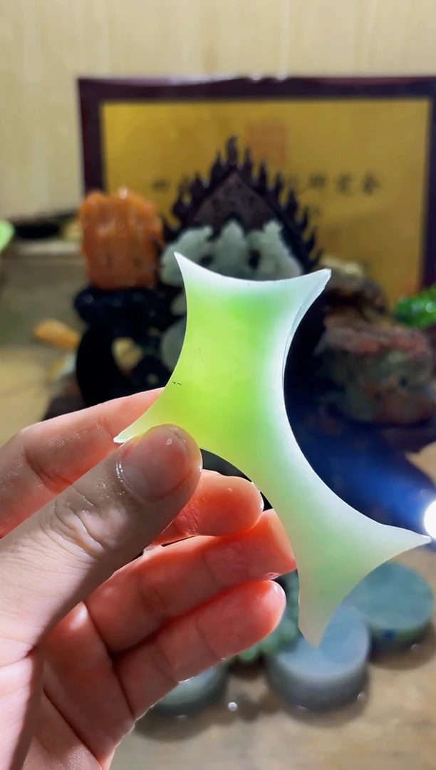颈饰未镶嵌翡翠A货常星5091