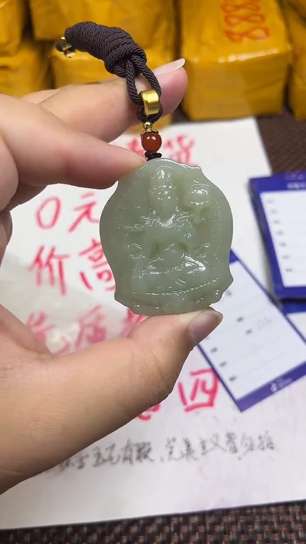 颈饰未镶嵌和田玉?****?1