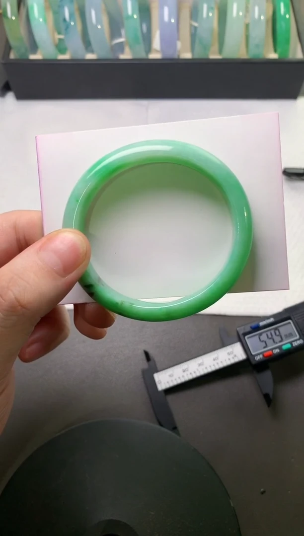 未镶嵌手镯（贵妃镯）翡翠55*13*6.6