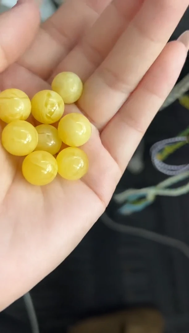 裸石琥珀未镶嵌天然琥珀蜜蜡圆珠多样性发一个