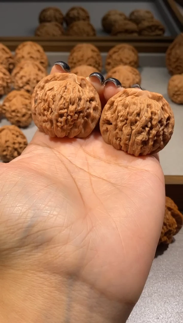把件核桃全品41四座楼