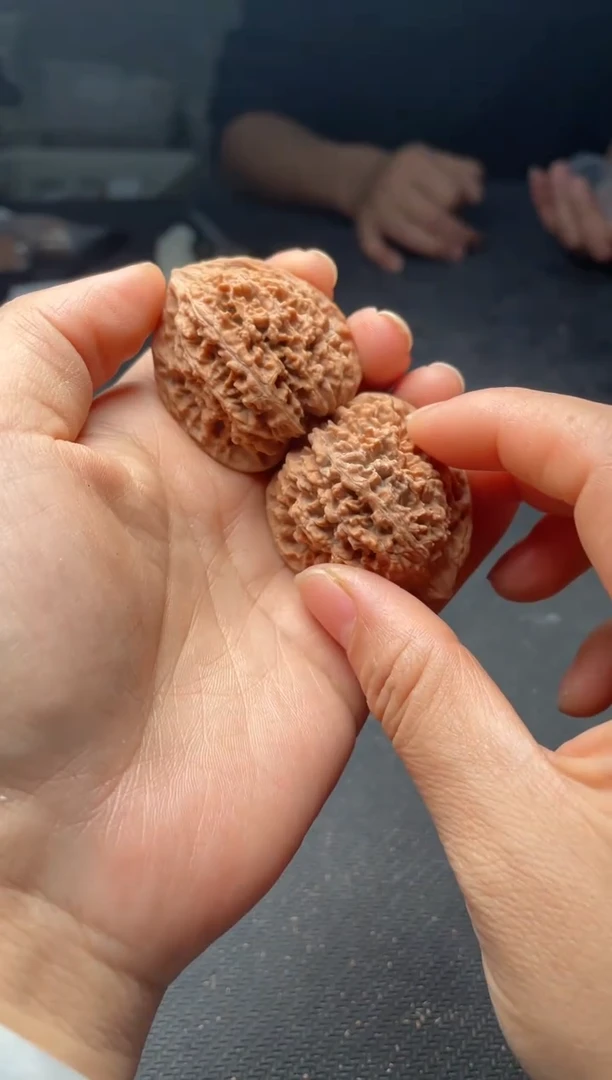 把件文玩核桃w251  满天星 38尺