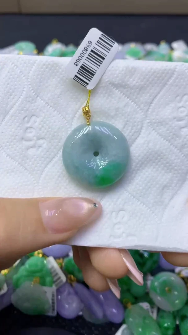 颈饰未镶嵌翡翠天然缅甸翡翠A货